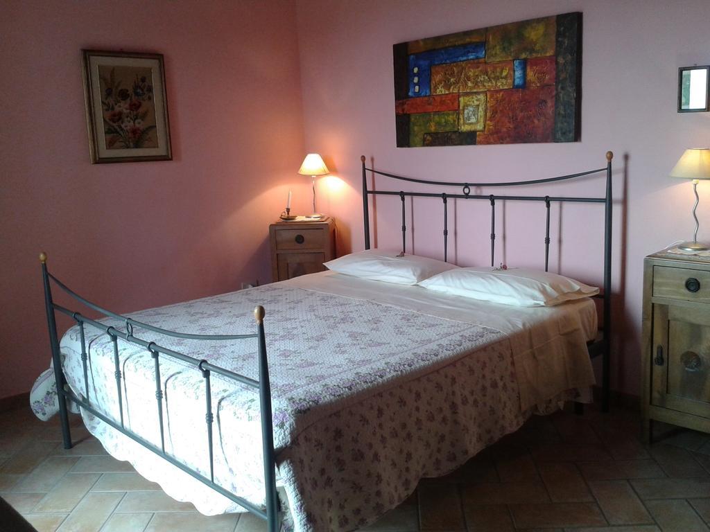 Agriturismo Cantinaccia Di Sopra Pitigliano Room photo